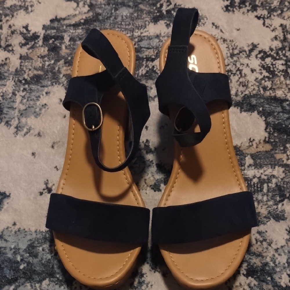 SODA women's Tan Heels